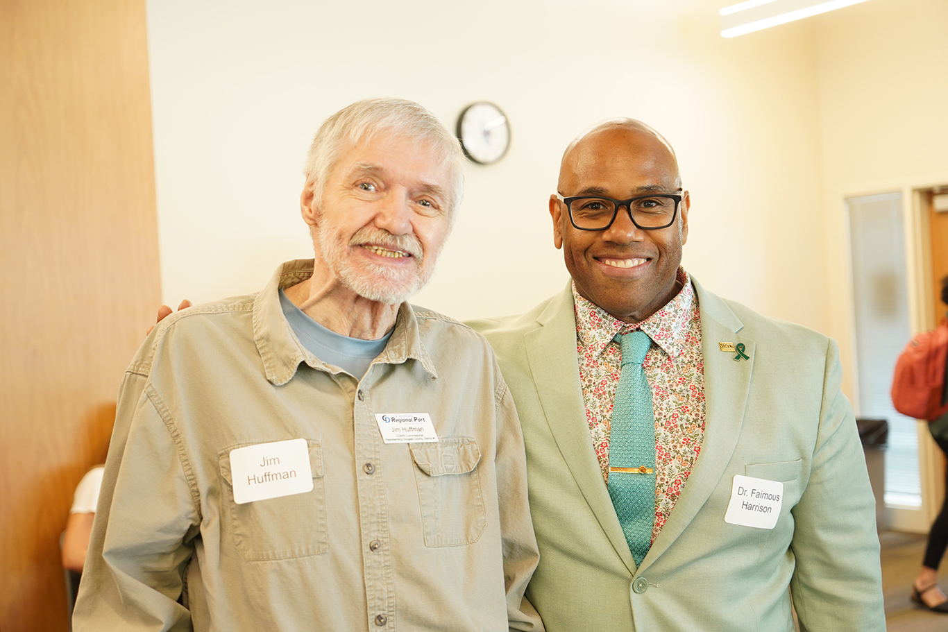 El presidente Harrison con Jim Huffman