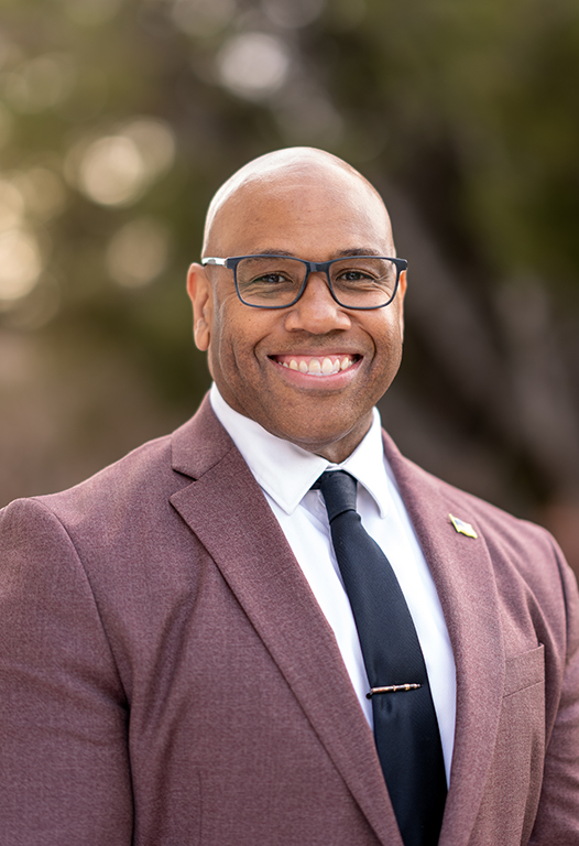 Faimous Harriosn, presidente