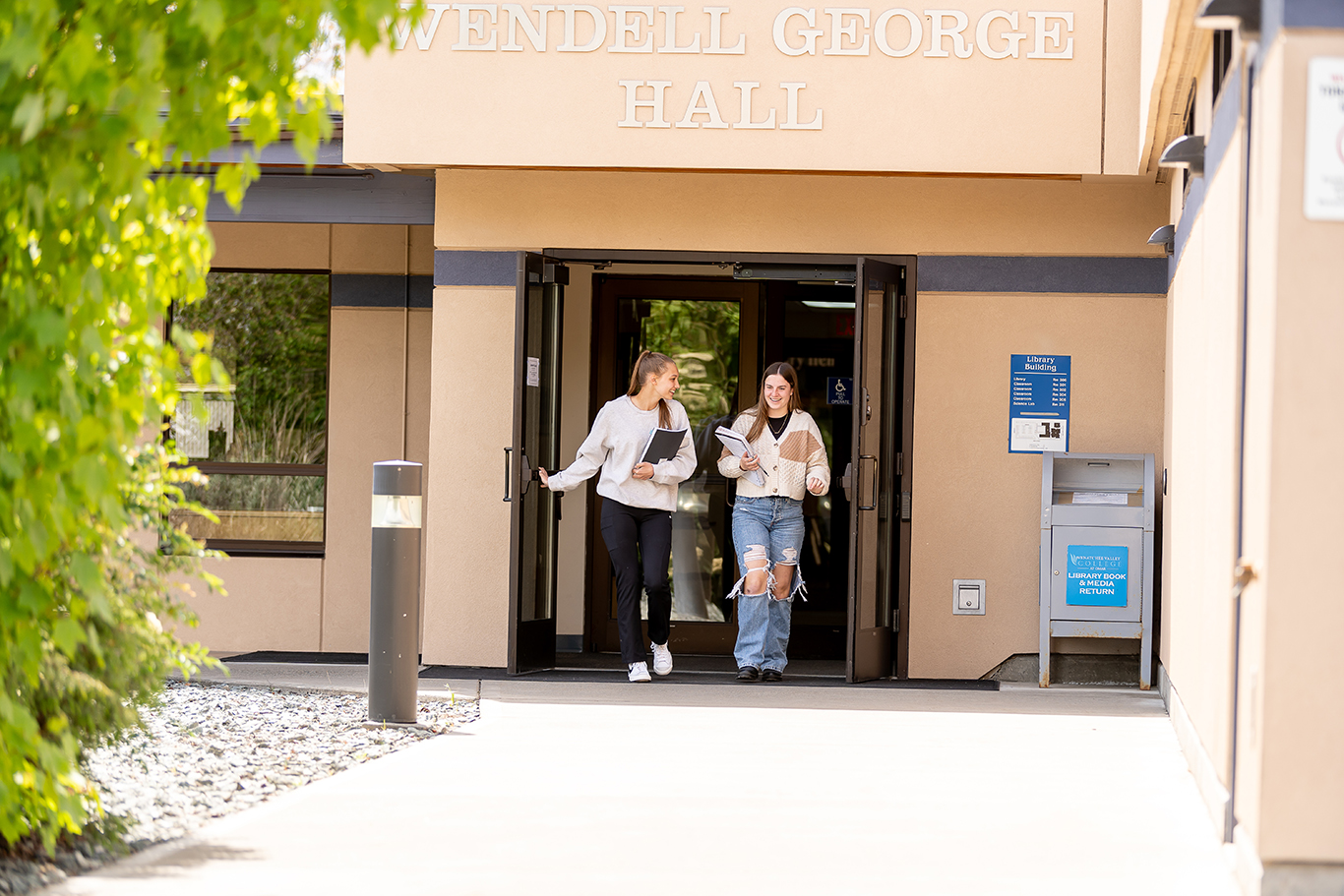 Estudiantes del campus de Omak